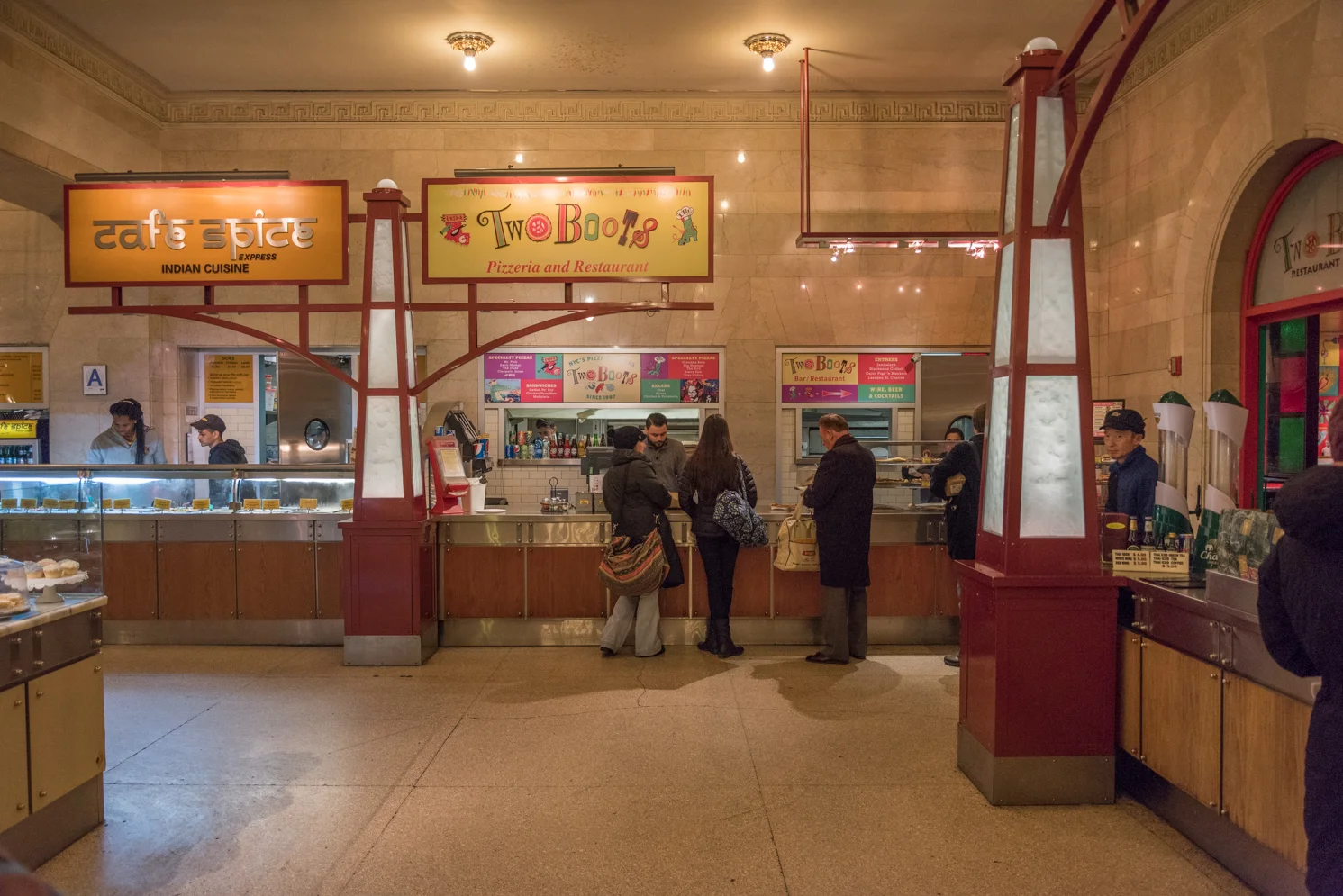 ROCK MAMA NYC LIFESTYLE BLOG - DINING CONCOURSE - GRAND CENTRAL STATION