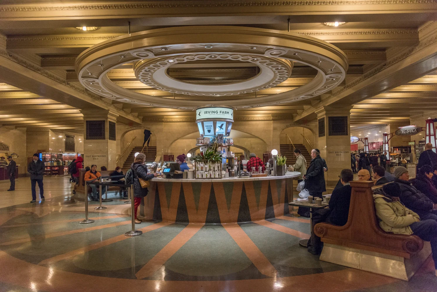 ROCK MAMA NYC LIFESTYLE BLOG - DINING CONCOURSE - GRAND CENTRAL STATION