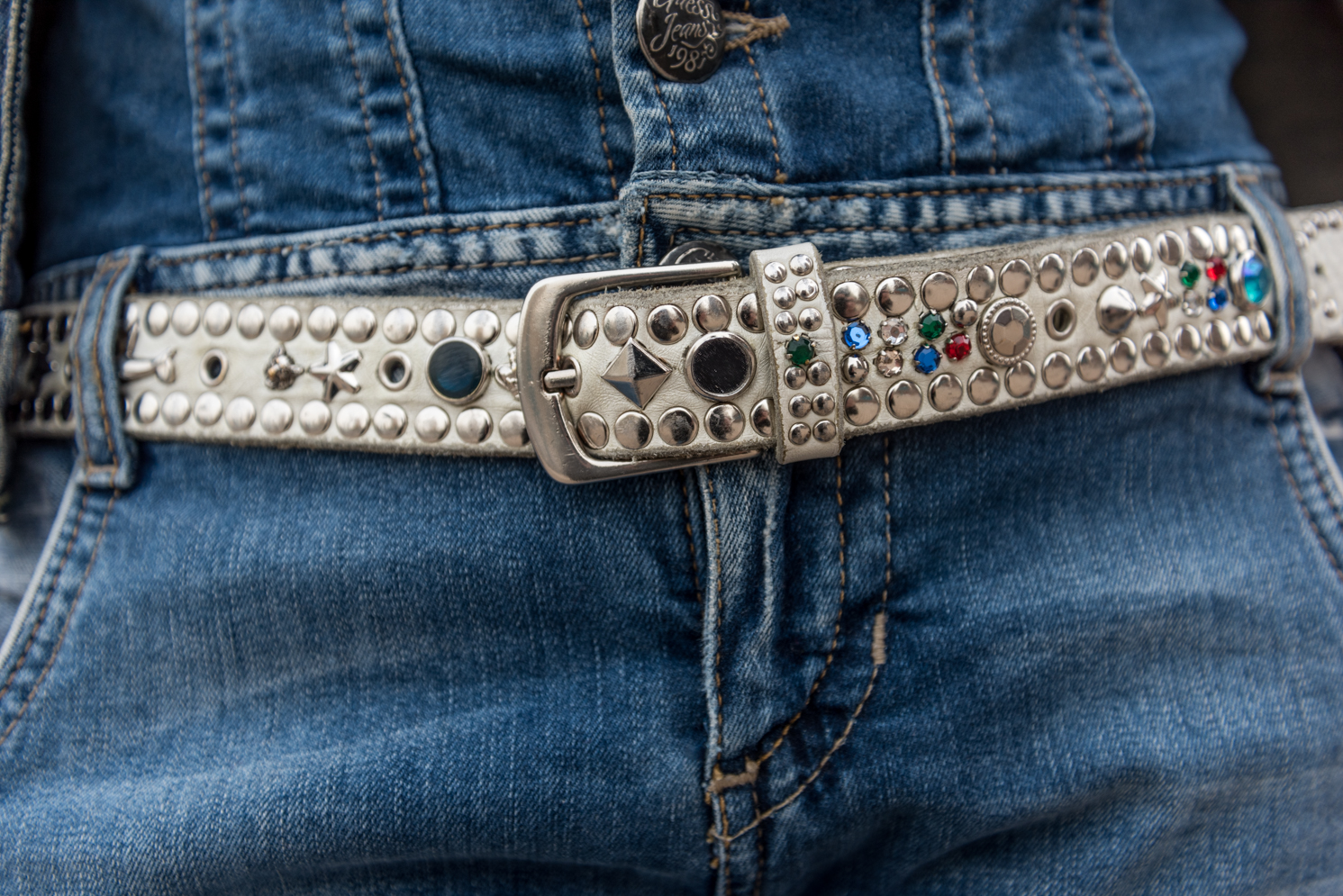 ROCK MAMA NYC LIFESTYLE BLOG - HOW TO WE AR DENIM ON DENIM