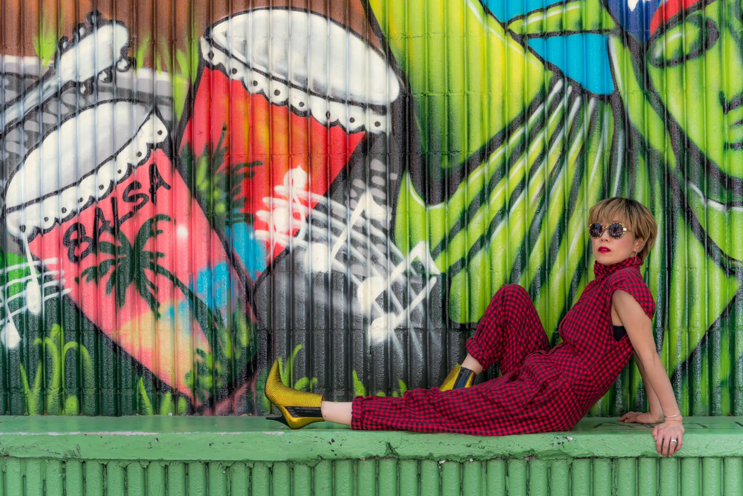 ROCK MAMA NYC LIFESTYLE BLOG - VINTAGE JUMPSUITS