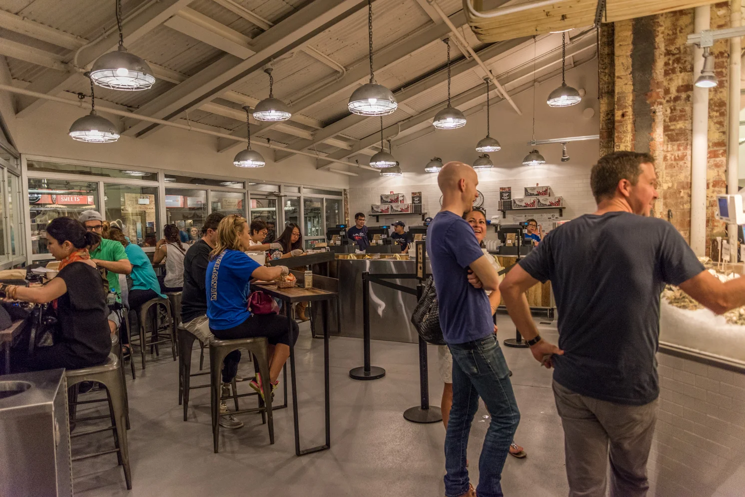 ROCK MAMA NYC LIFESTYLE BLOG - SASHIMI QUALITY FISH IN NYC - LOBSTER PLACE&nbsp;AT CHELSEA MARKET