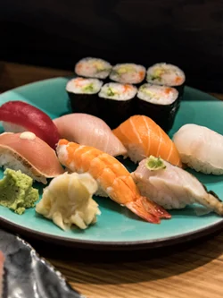 Blue Ribbon Sushi At Brookfield Place