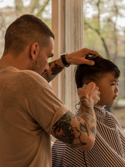 A Great Experience At The Blind BarBer