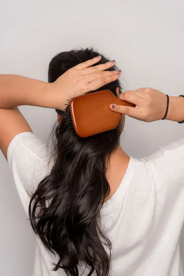 How To Make Easy & Stylish Ponytail