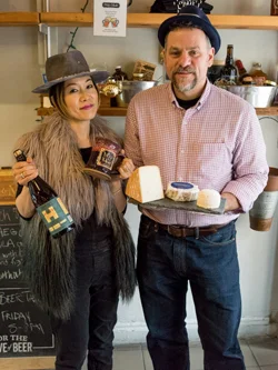 Cool Gourmet Beer & Cheese Shop In NYC - Malt and Mold