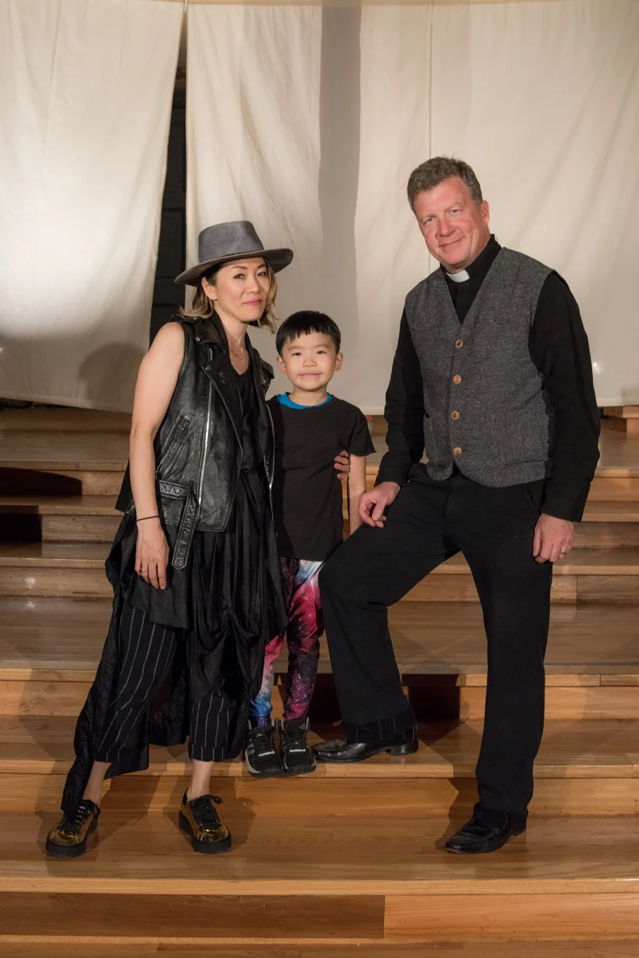 Goods Of Conscience 神父さんはファッションデザイナー