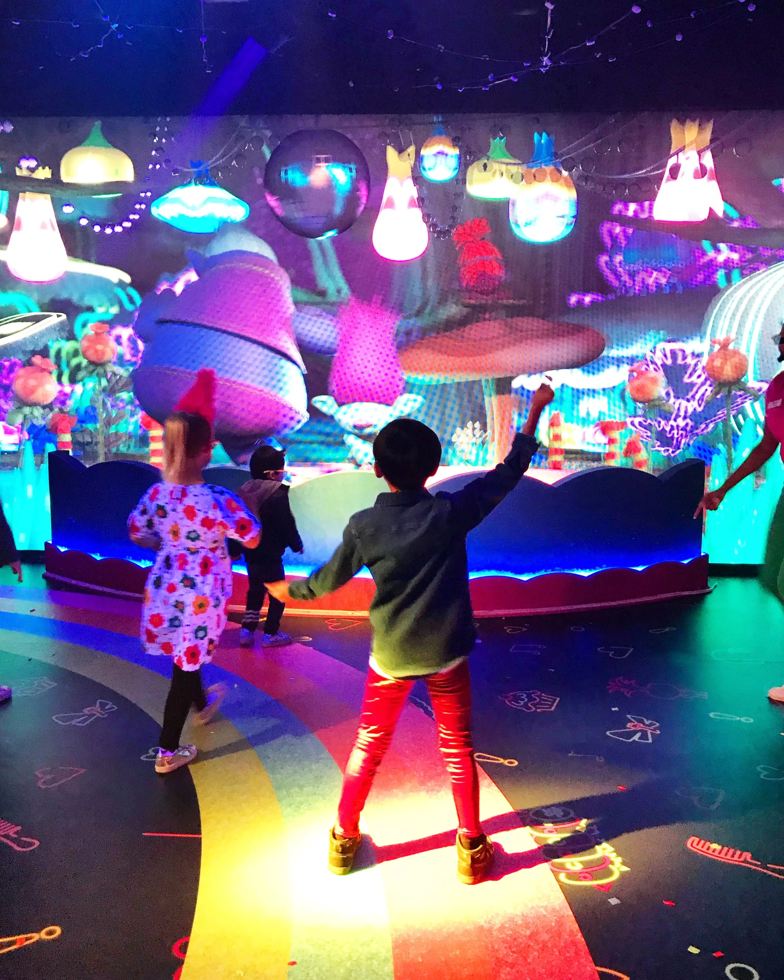 Trolls The Experience NYC!! トロール体験　In NYC