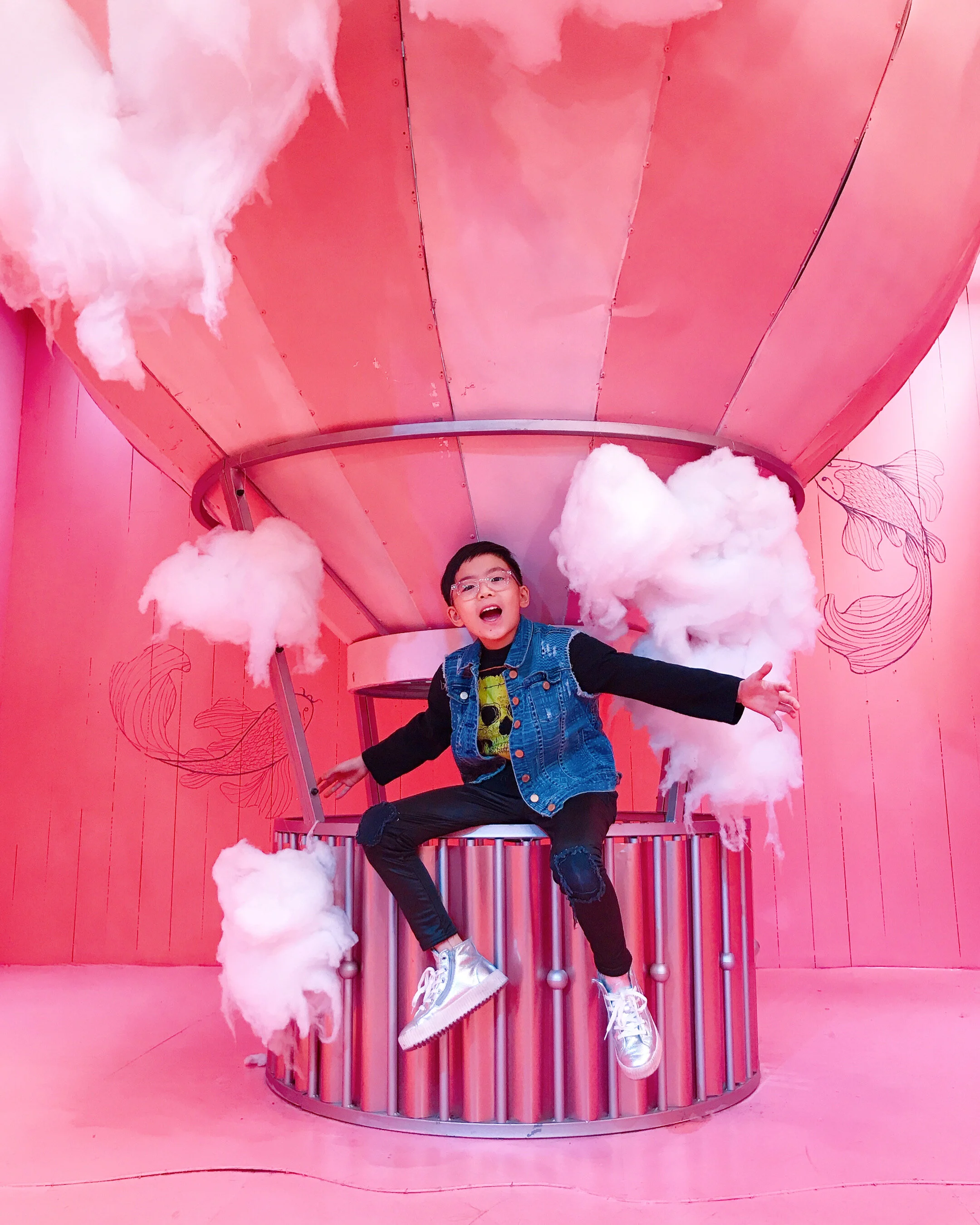 Love Me Hug Me Pop-Up In SOHO ソーホーのインスタ映えな展示会