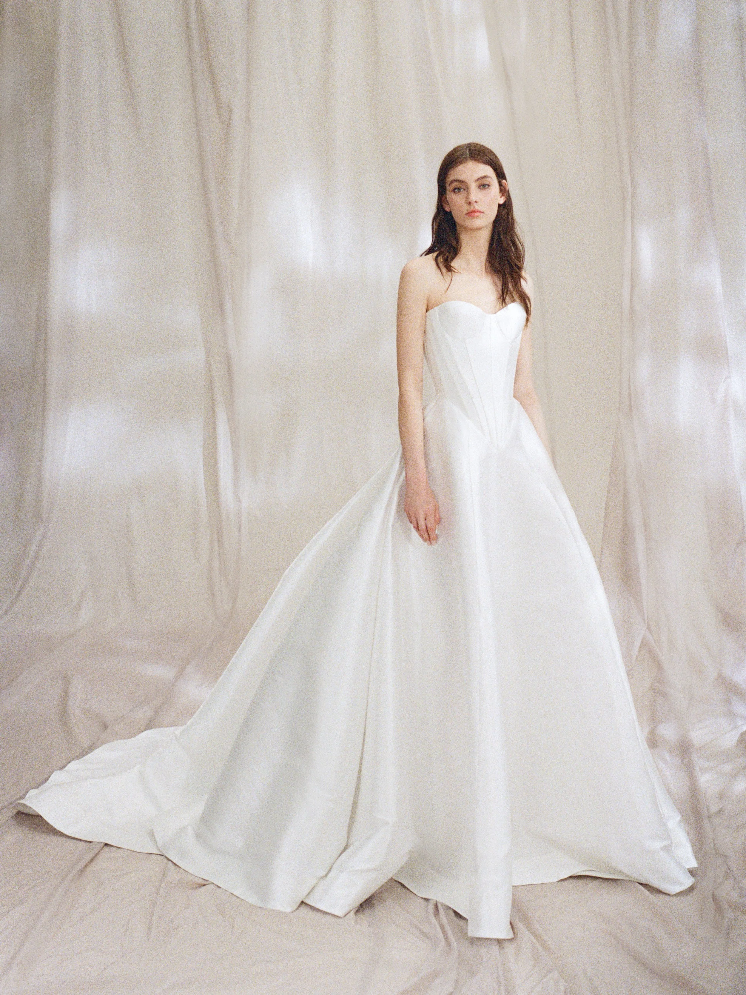 BRIDE SS27 FILM FINAL_B0103BSS27_THEODORA_1.jpg