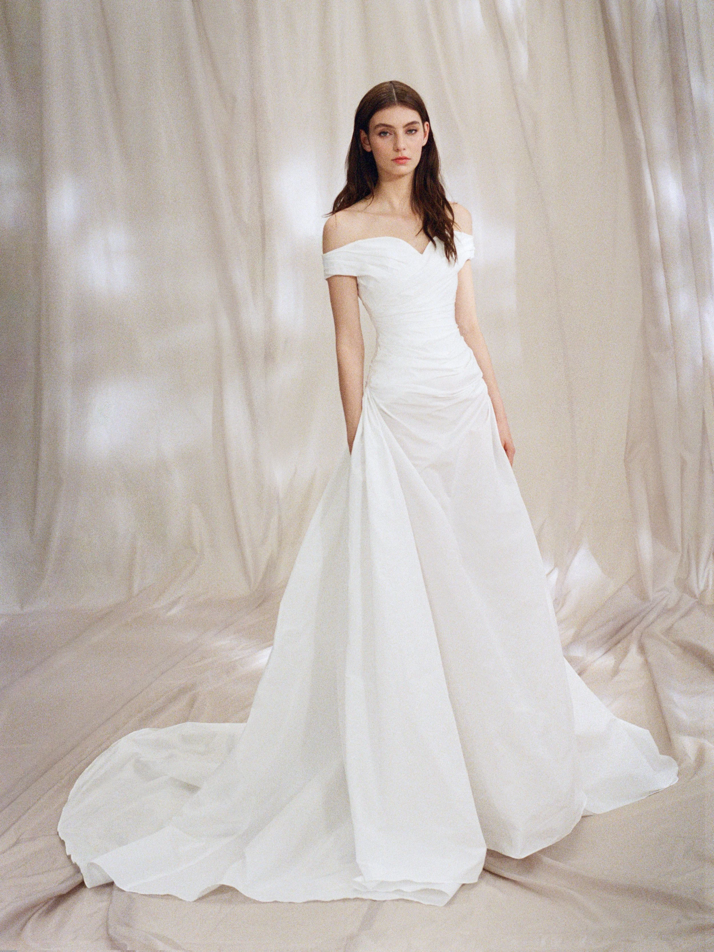 BRIDE SS27 FILM FINAL_B0097BSS27_PALOMA_1.jpg