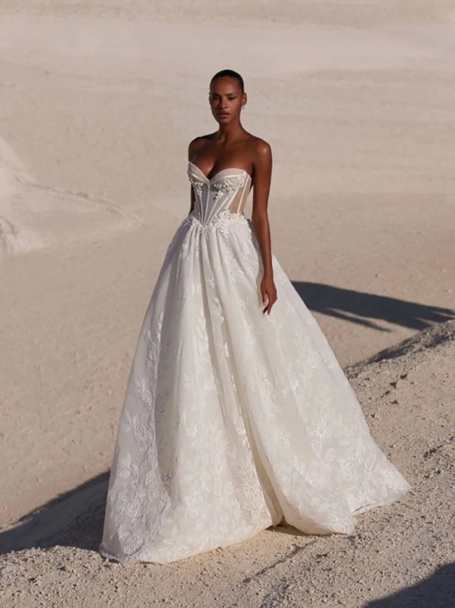 AMAYA | SIZE 10 | $1500