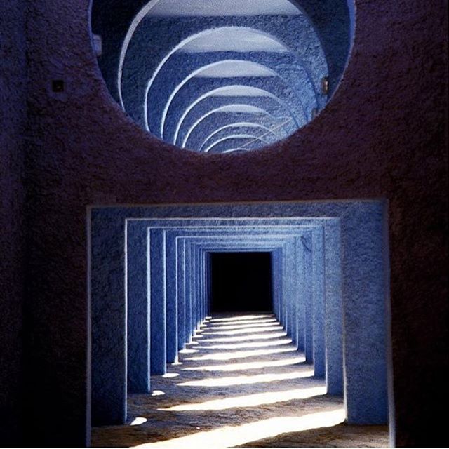 Heavenly blue via @bofillarquitectura #ricardobofill #architecture #50shadesofblue #geometric