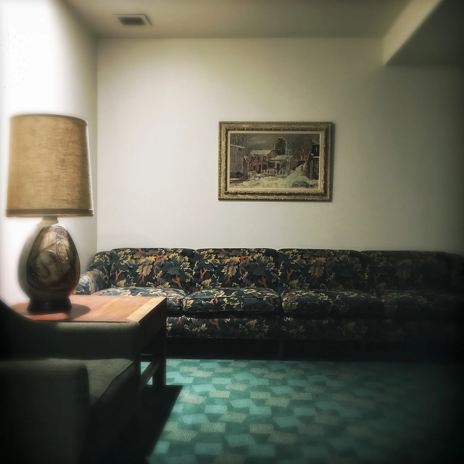 Ladies Lounge III