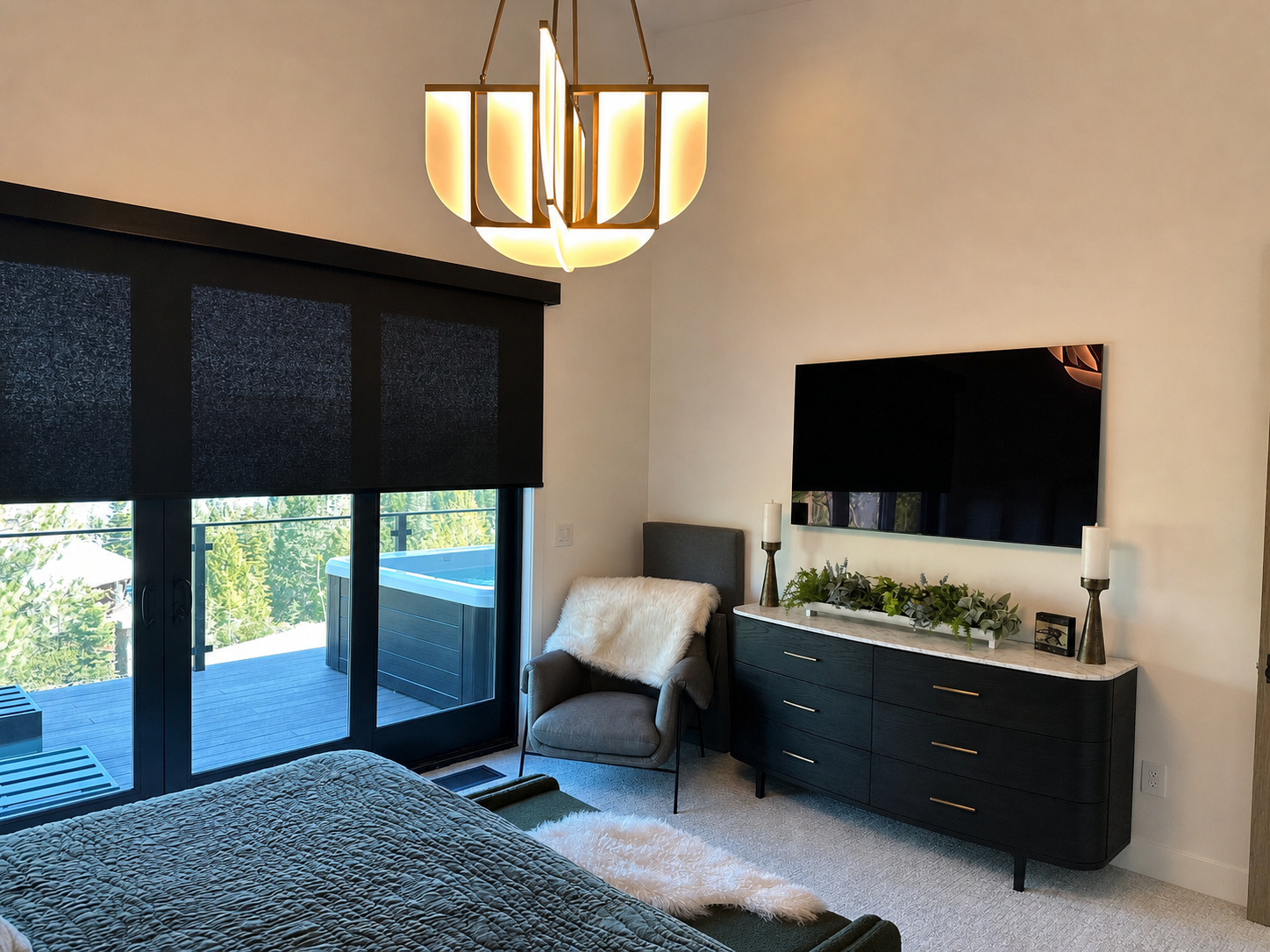 Hoesit Modern Master Bed.png