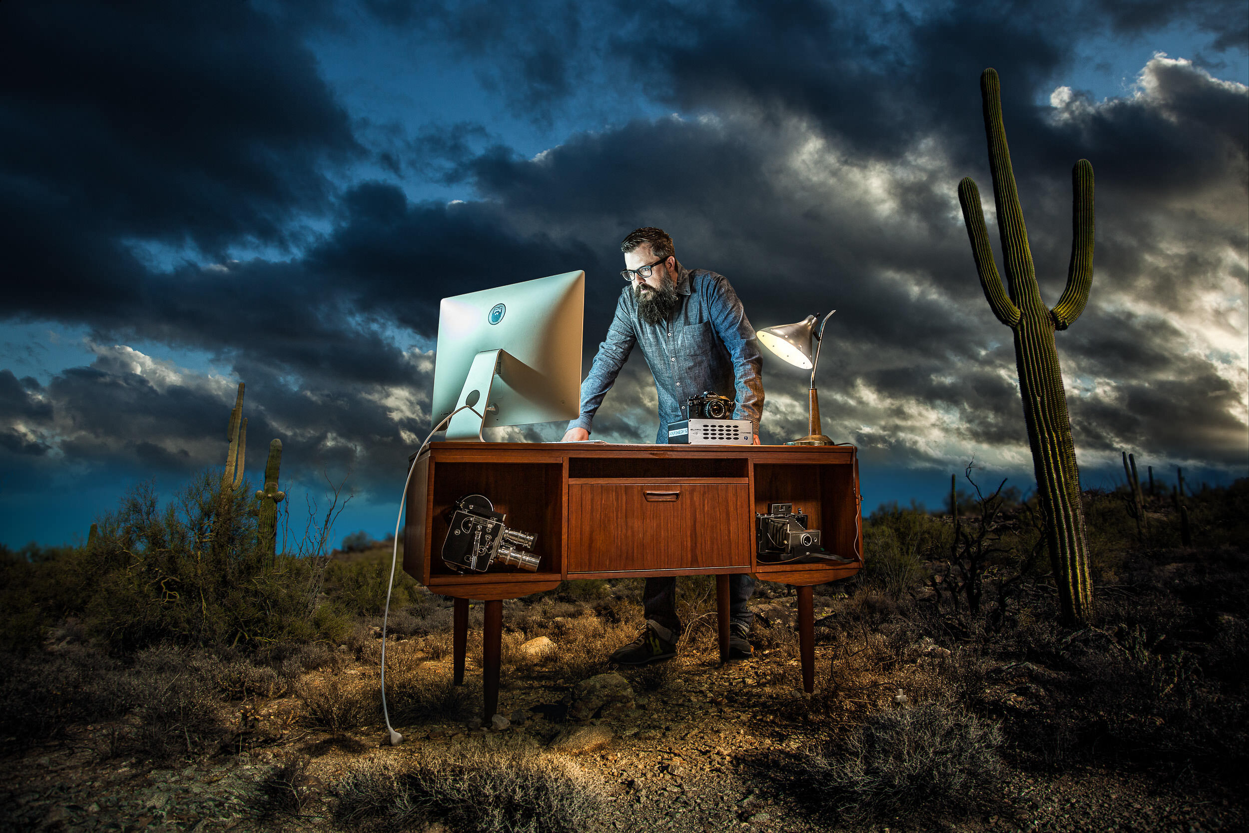 I’ve Captured another Editor in the Wild - Andrew Leggett, a more nocturnal of the species Editorus-Pixel-Imperium-Postus, in the Arizonan Desert.