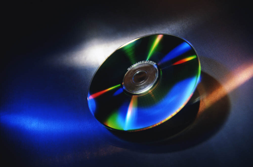 Сд звуки. Компьютерный диск. Компакт диск. Оптические компакт диски. СД диск.