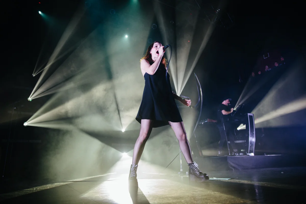 CHVRCHES_160603_015.jpg