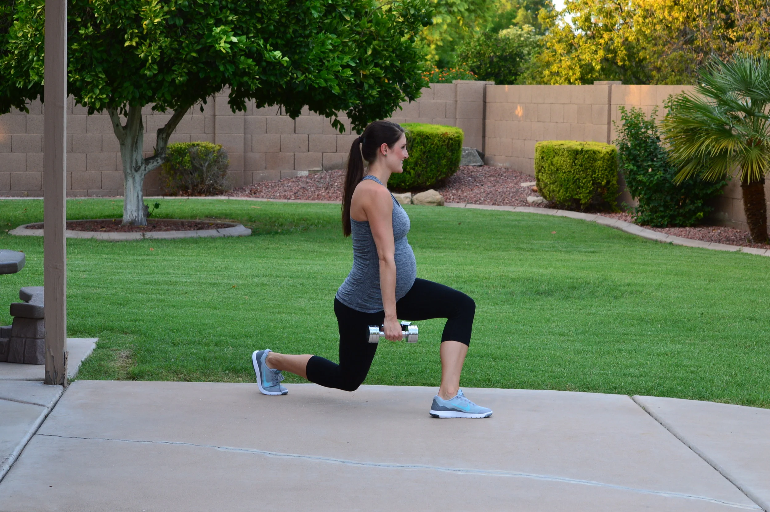 Curtsey Lunge
