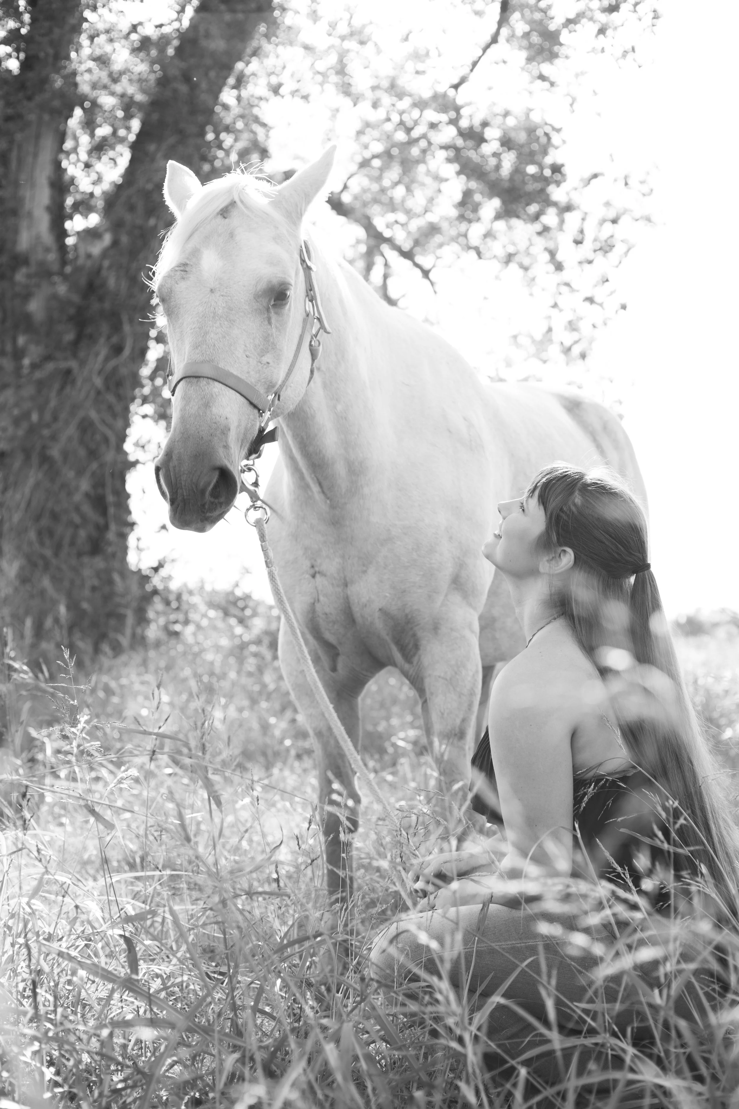 Kirsten Senior Photos BW (10 of 60).jpg