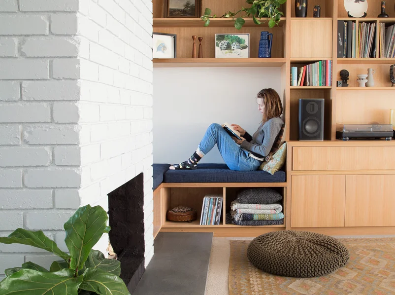 CLIFTON HILL CABINET PARTY