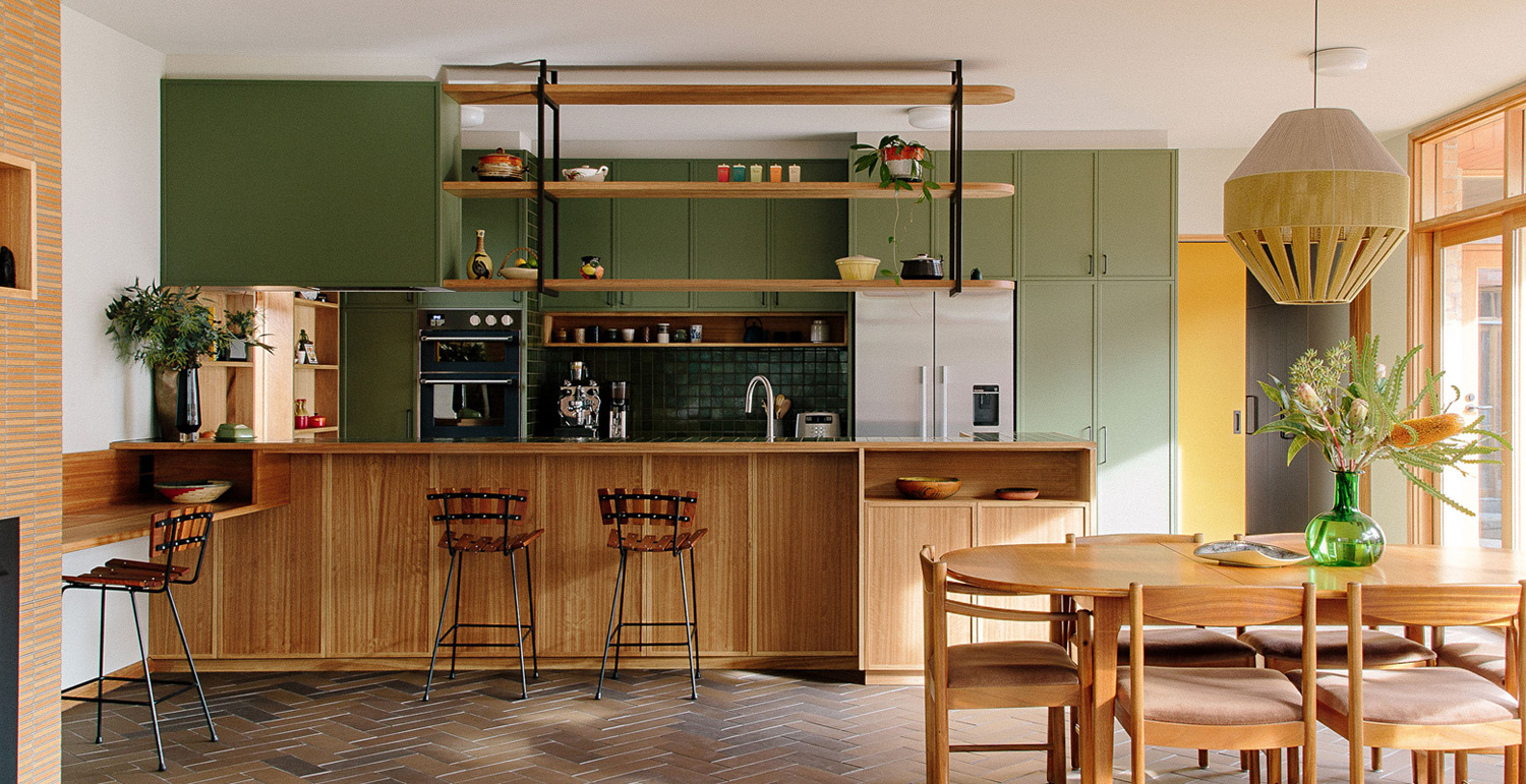 THE SUM OF ALL PARTS We create holistic design solutions. We integrate interior spaces and retrofitting design with solutions for exterior living, sustainable technologies and built alterations to provide cohesive and interconnected outcomes. We work collaboratively on small-to-large projects, tailoring solutions to clients’ individual needs.