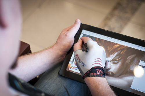 DIY Art Gloves for Drawing on Digital Tablet 