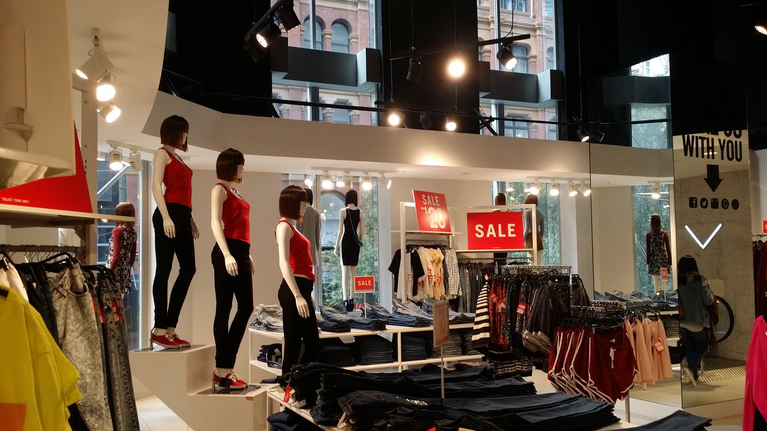 Forever 21 Pitt Street 2018
