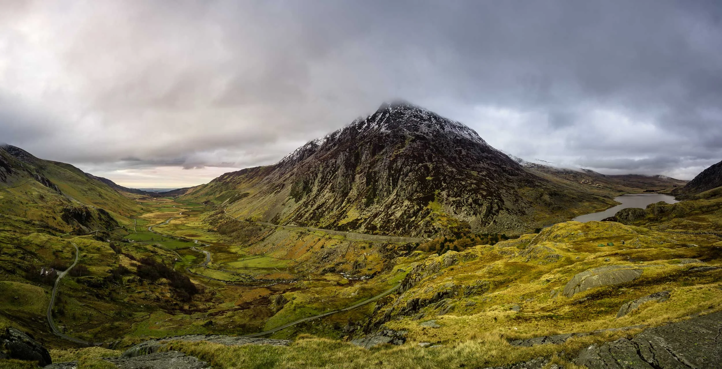 Owen Valley Panorama. 23mm, ISO 100, f/11, 1/8 second.