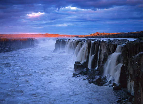 Camera: Hasselblad H1, Lens: 80mm, Film: Fuji Velvia 50, Filters: Singh-Ray Warming Polarizer