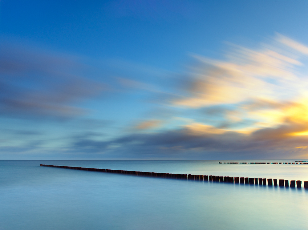 Capture: Sea & Skies, Camera: Hasselblad H1, Lens: 35mm, Film / Digital: Phase One IQ140, Exposure: 45s, Aperture: f/8, ISO: 50, Filters: Lee ND Graduated 0.6, Lee Big Stopper ND