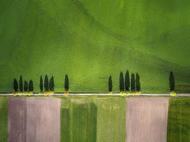 Flying over Broumovsko, Czech Republic
.
.
.
.
.
#broumovsko #ceskakrajina #droneporn #landandcolors #djiglobal #fromwhereidrone #droneoftheday #igerscz #czechroamers #skodatonechytit #czechrepublic #visitcz #megapixel #beyondthelands_ #ig_exquisite 