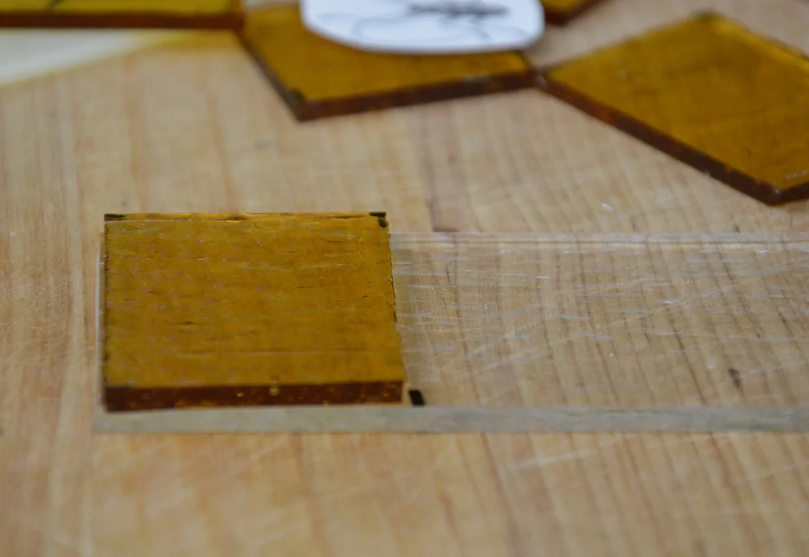 For this project you will need two equally sized pieces of glass.
