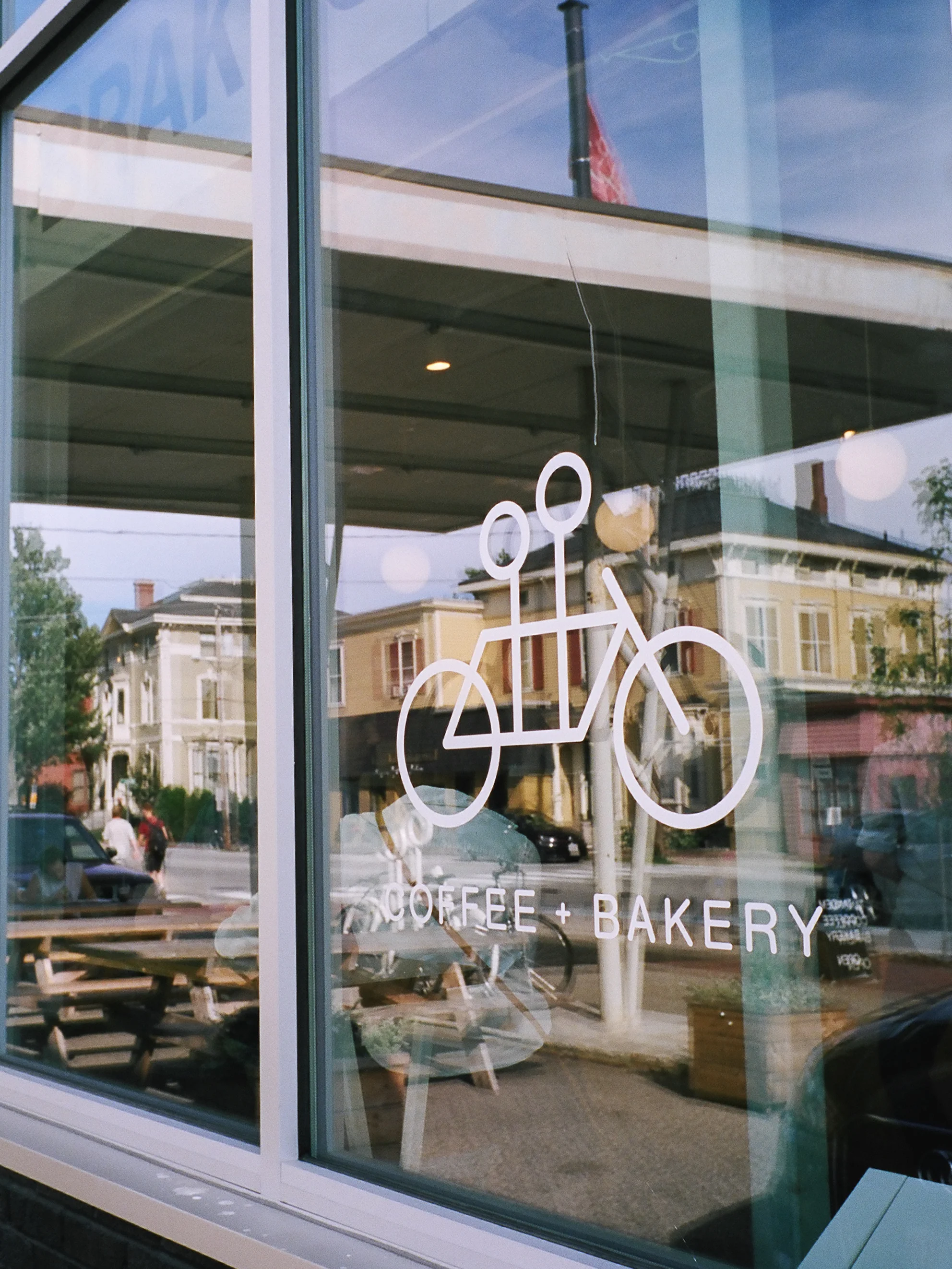 LeicaM6_Portra400-387.jpg