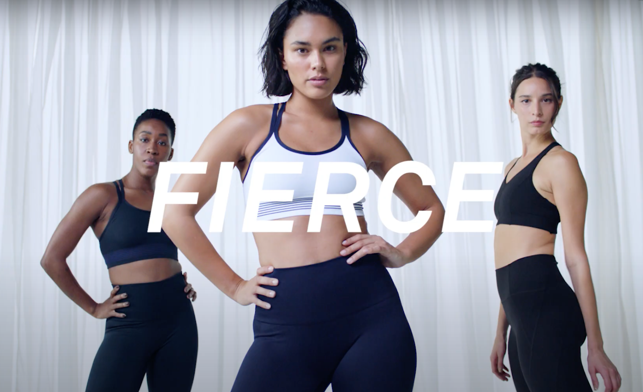 LNDR GET DRESSED FOR 2021