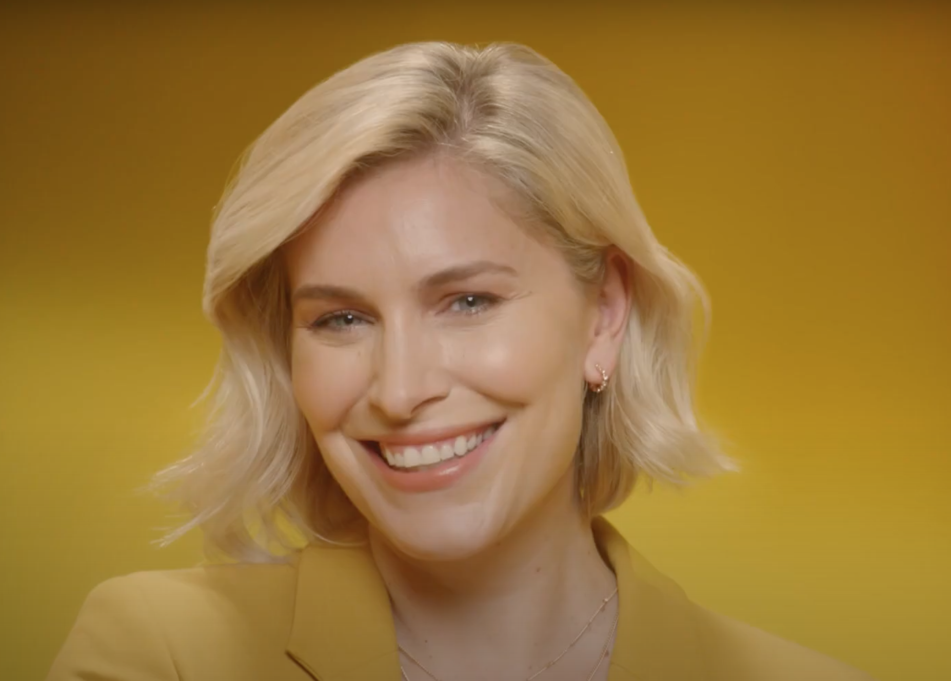 John Frieda Go Blonder TV Ad 2021