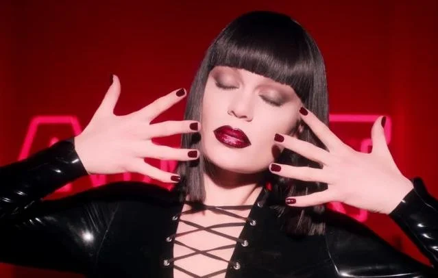 Jessie J - Make up Forever