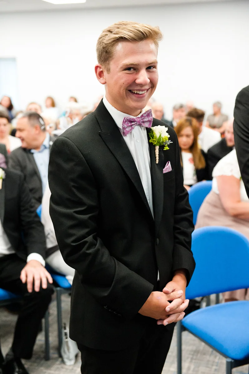 Wedding photo (18 of 121).jpg