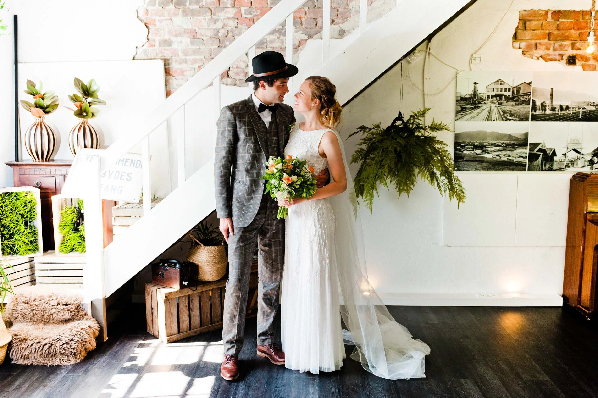 Emile & Julie Norwegian barn wedding