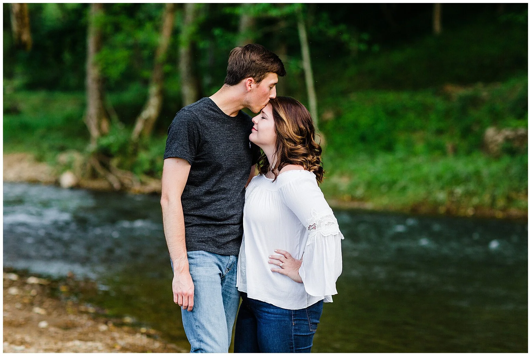 appalachian-mountain-engagement-tennessee-photographer-3.jpg
