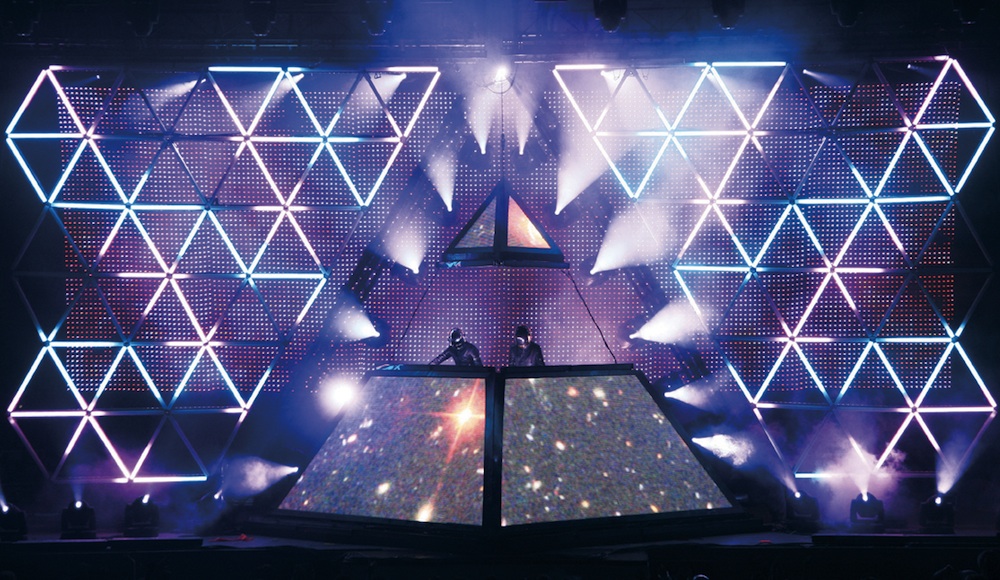 daft-punk-pyramid.jpg