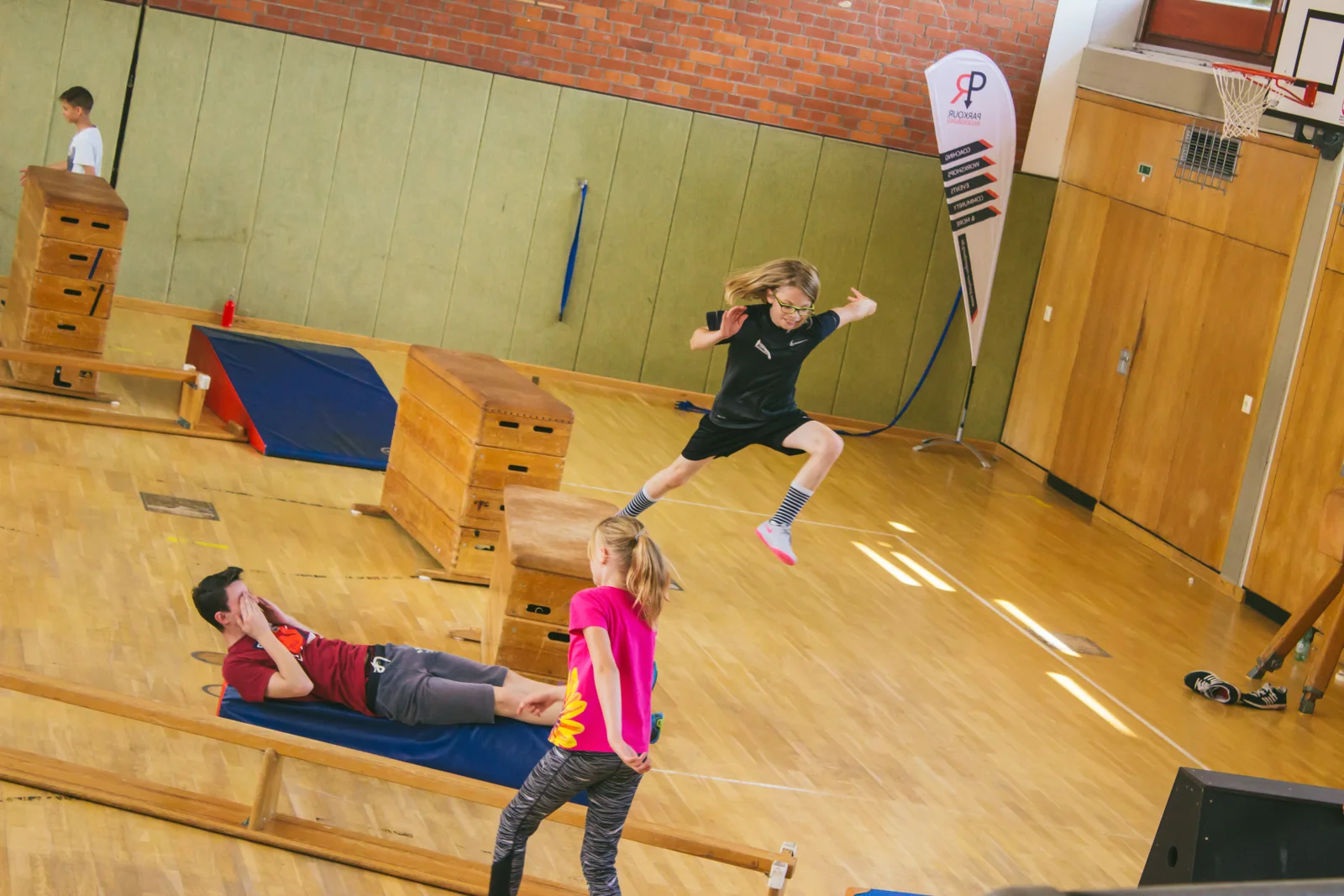 Adventure Movements Parkour Ferienkurs August 2016-46.jpg