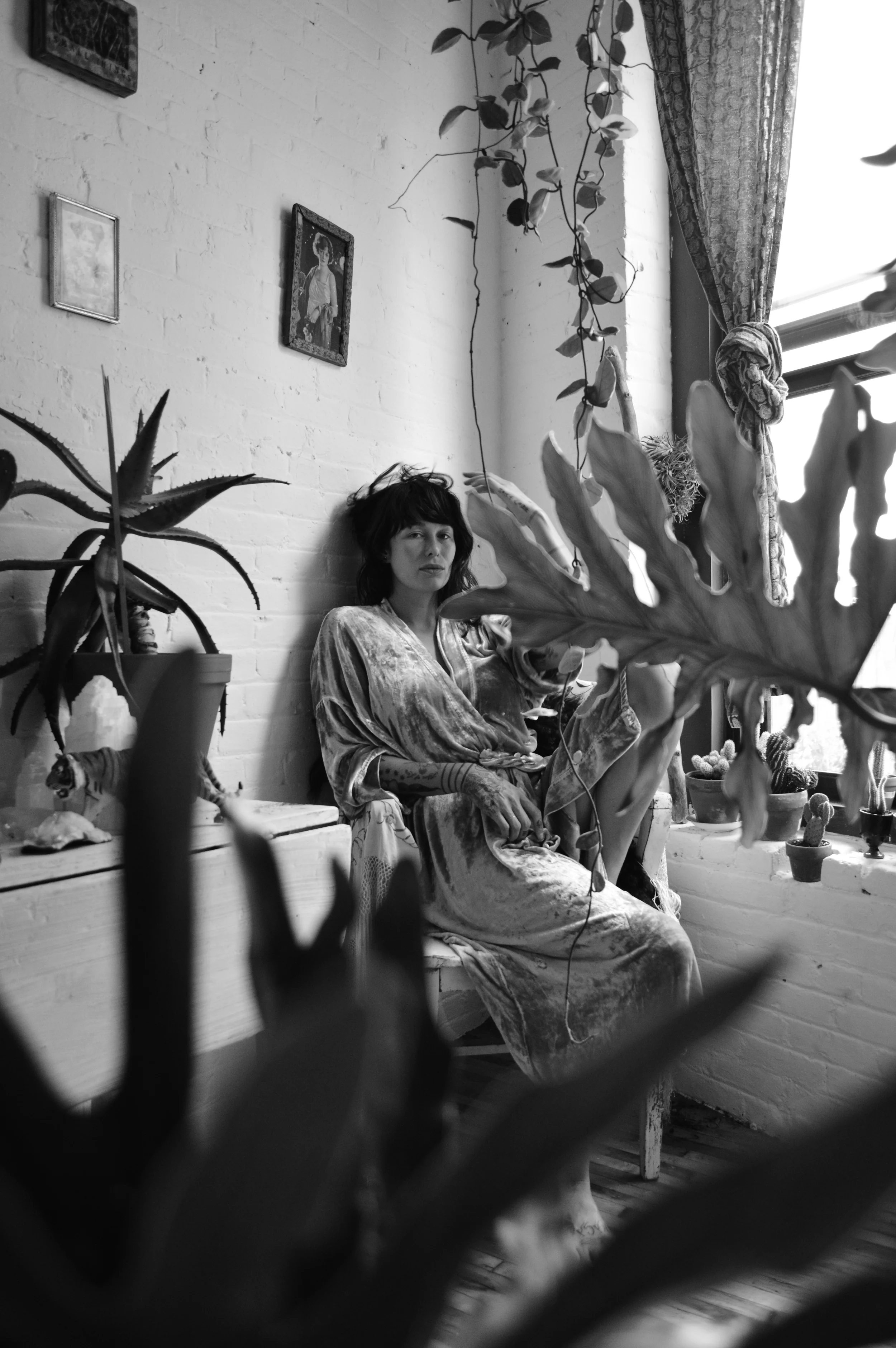 suzannah_portrait-bw2.jpg