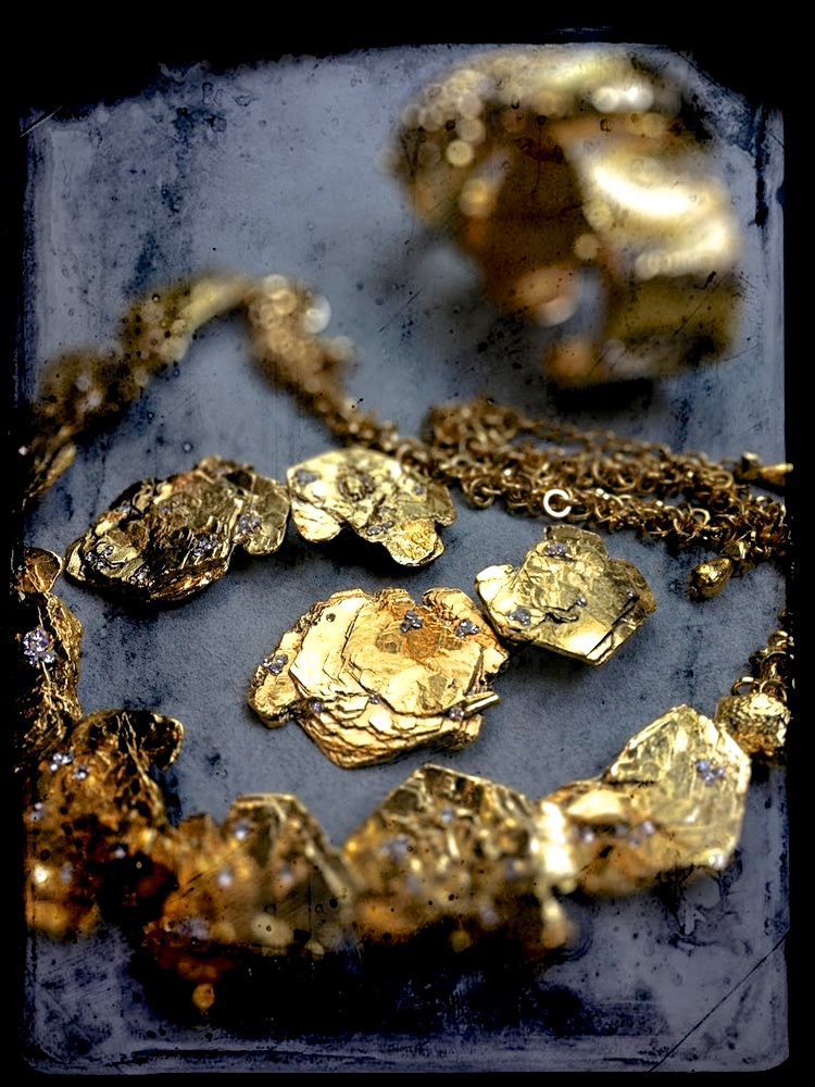 gold nugget Barrera necklace.jpeg