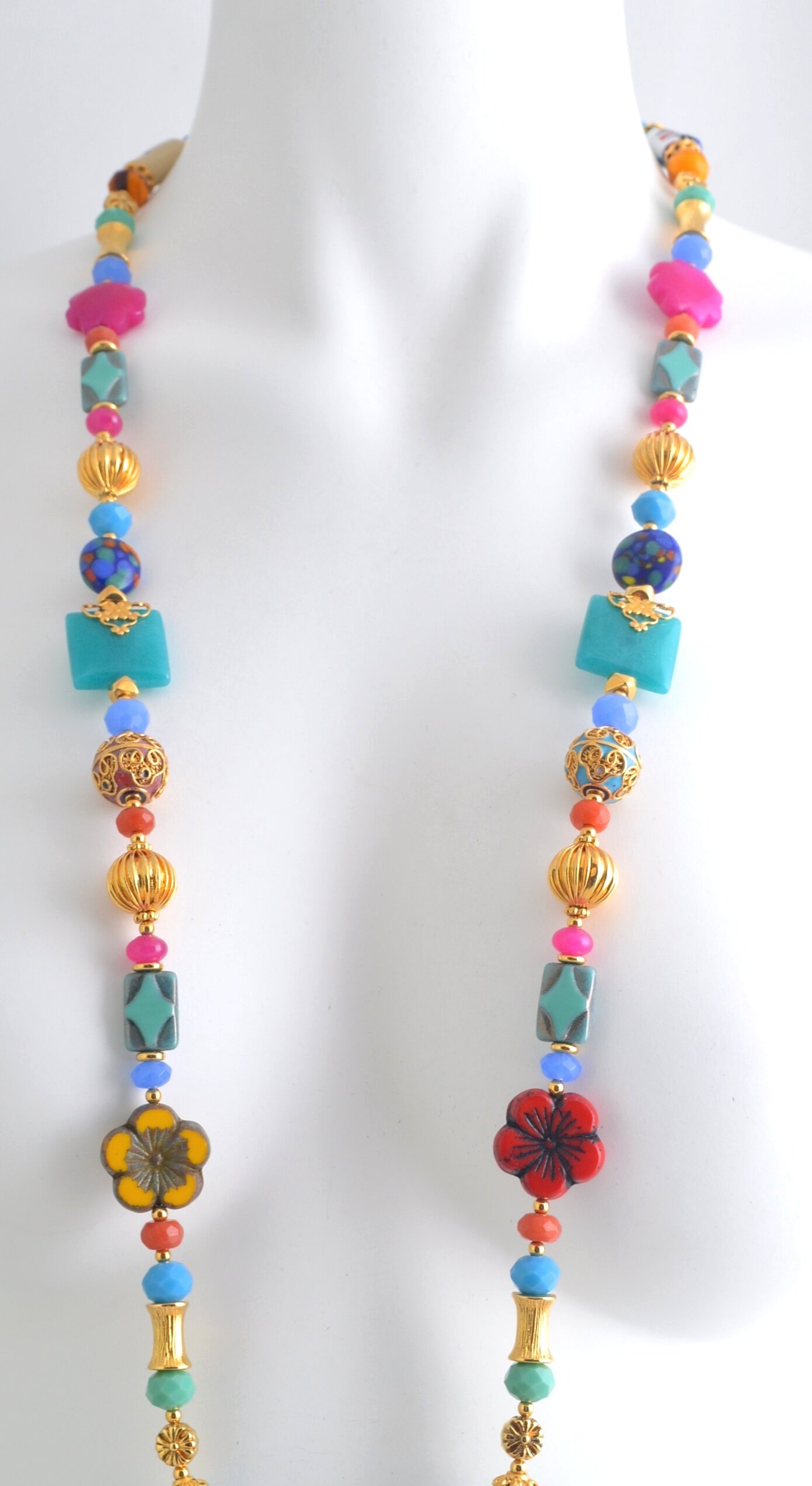 multi color multi shape beaded necklace