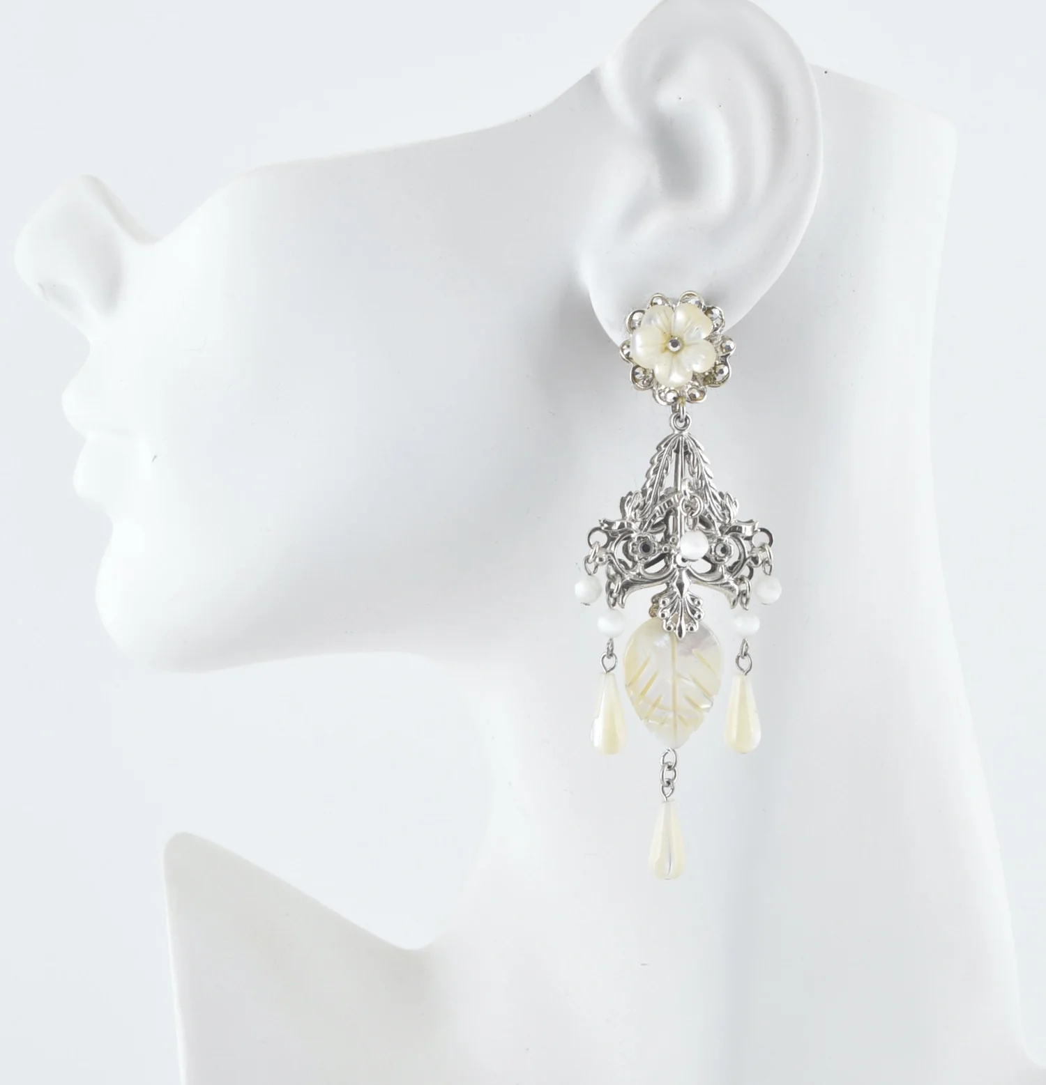 新品☆Jose & Maria Barrera☆美しいイヤリング☆オニキス石
