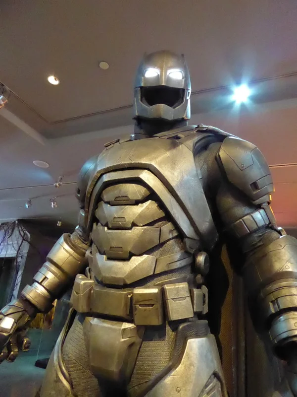 Batman v Superman Bat mech costume.jpg