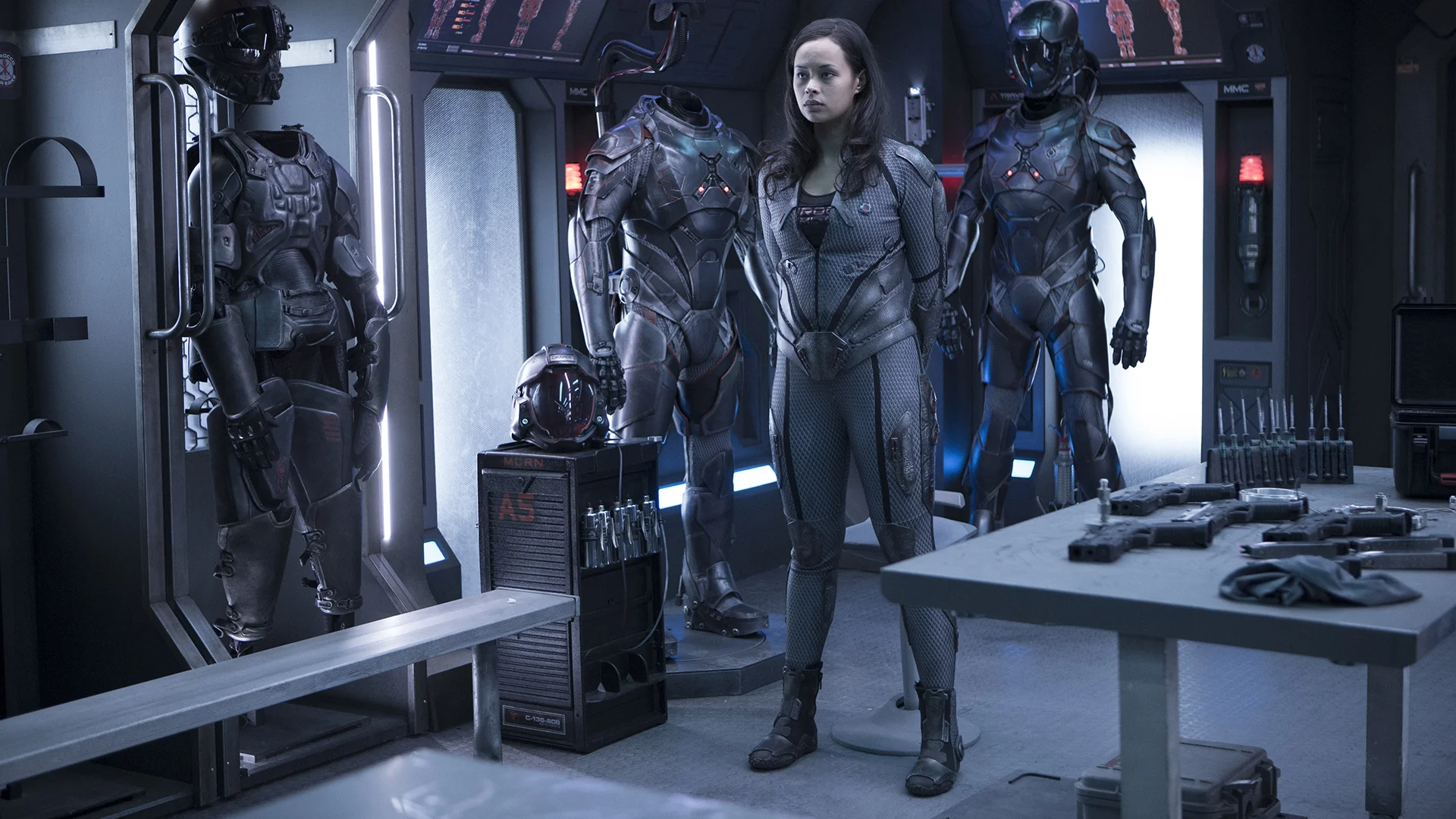 theexpanse_bobbie_draper_01b.jpg