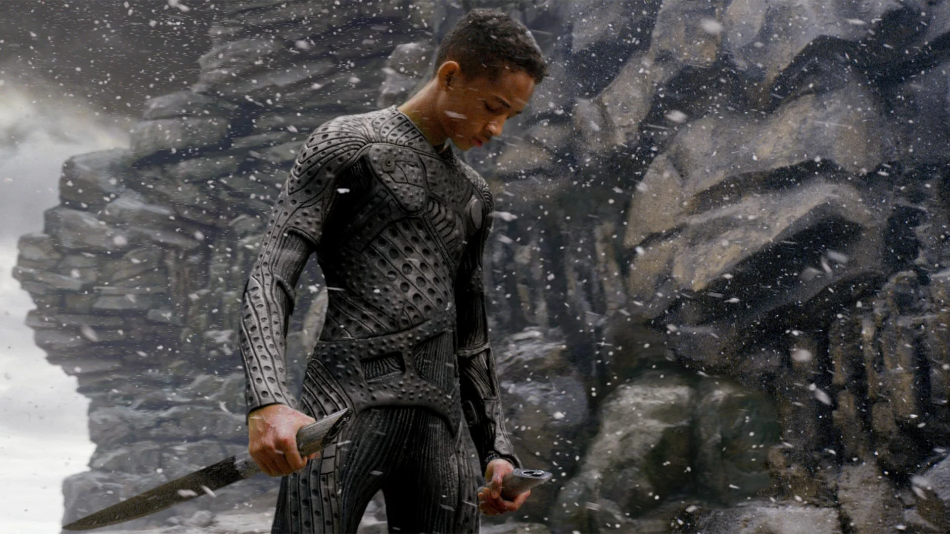 AFTER EARTH
