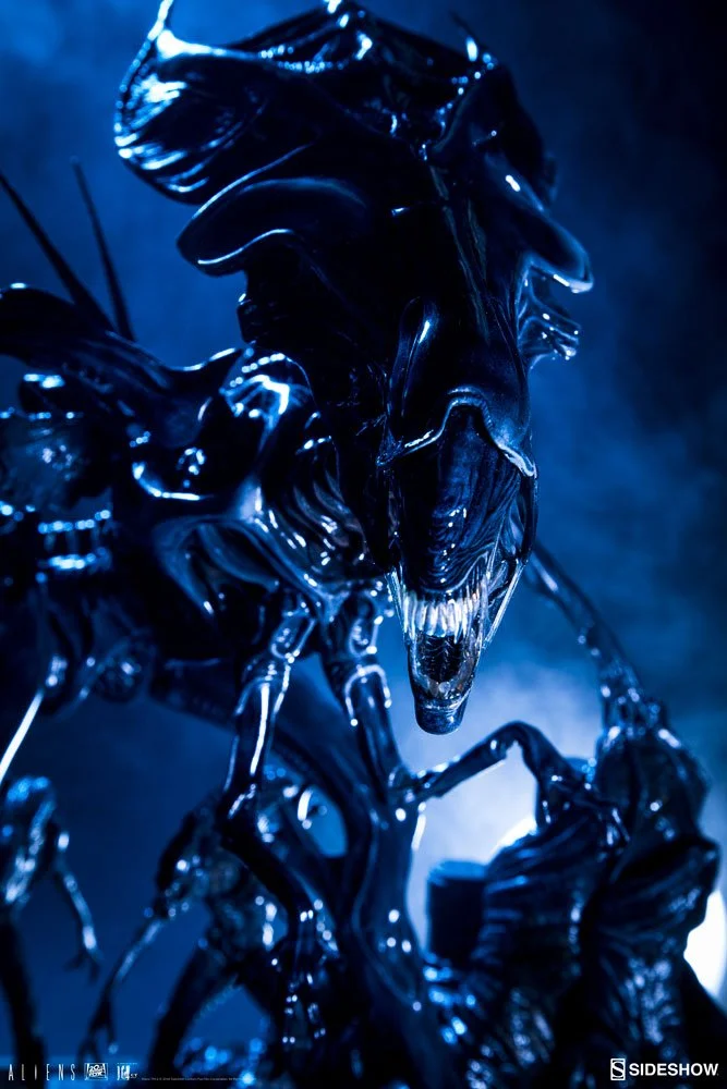aliens-alien-queen-maquette-sideshow-300267-02 (1).jpg