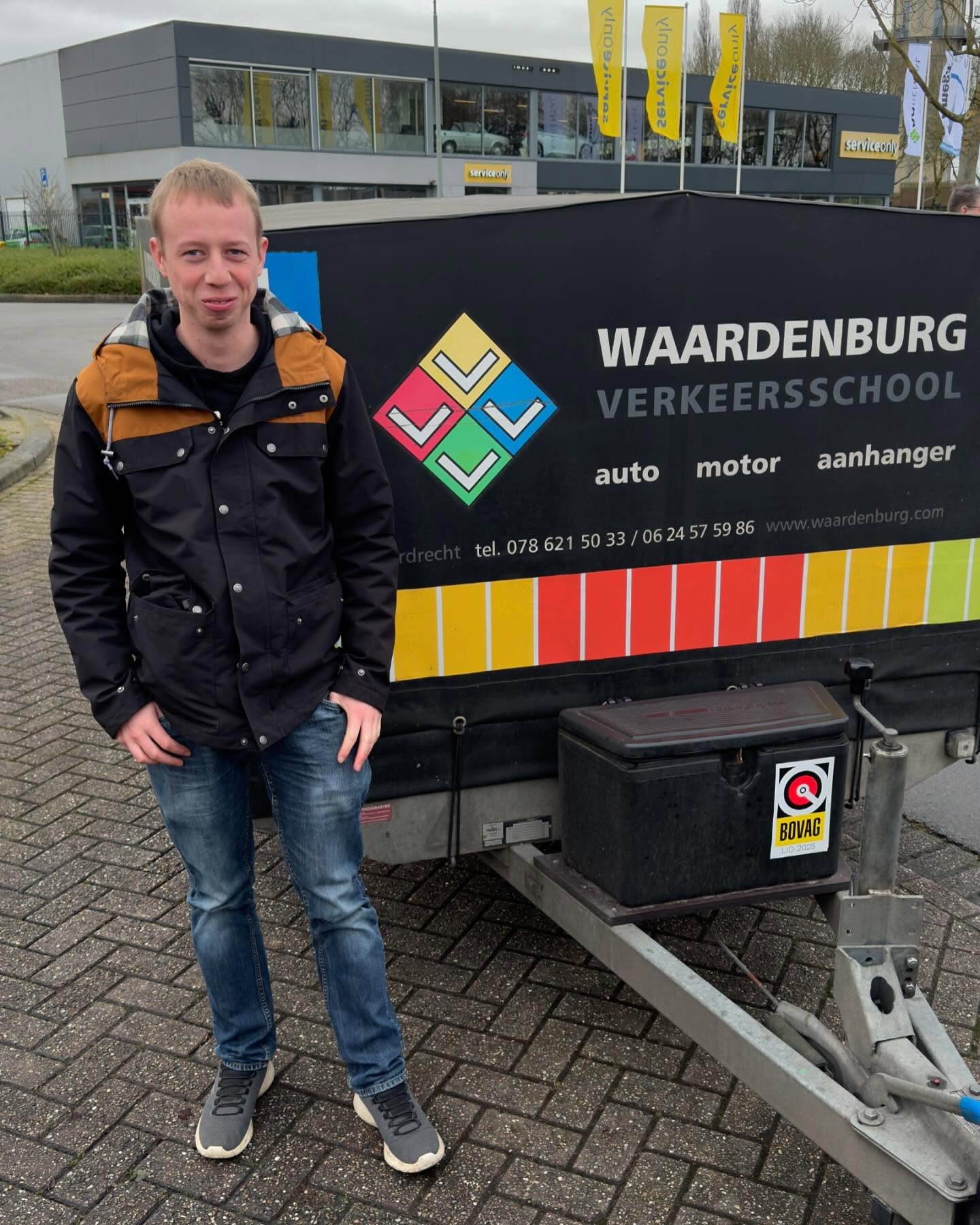 @bramvandegraaf gefeliciteerd met jouw #aanhangwagen #rijbewijs. Netjes laten zien aan het @cbrnl dat jij kunt omgaan met een aanhangwagen.